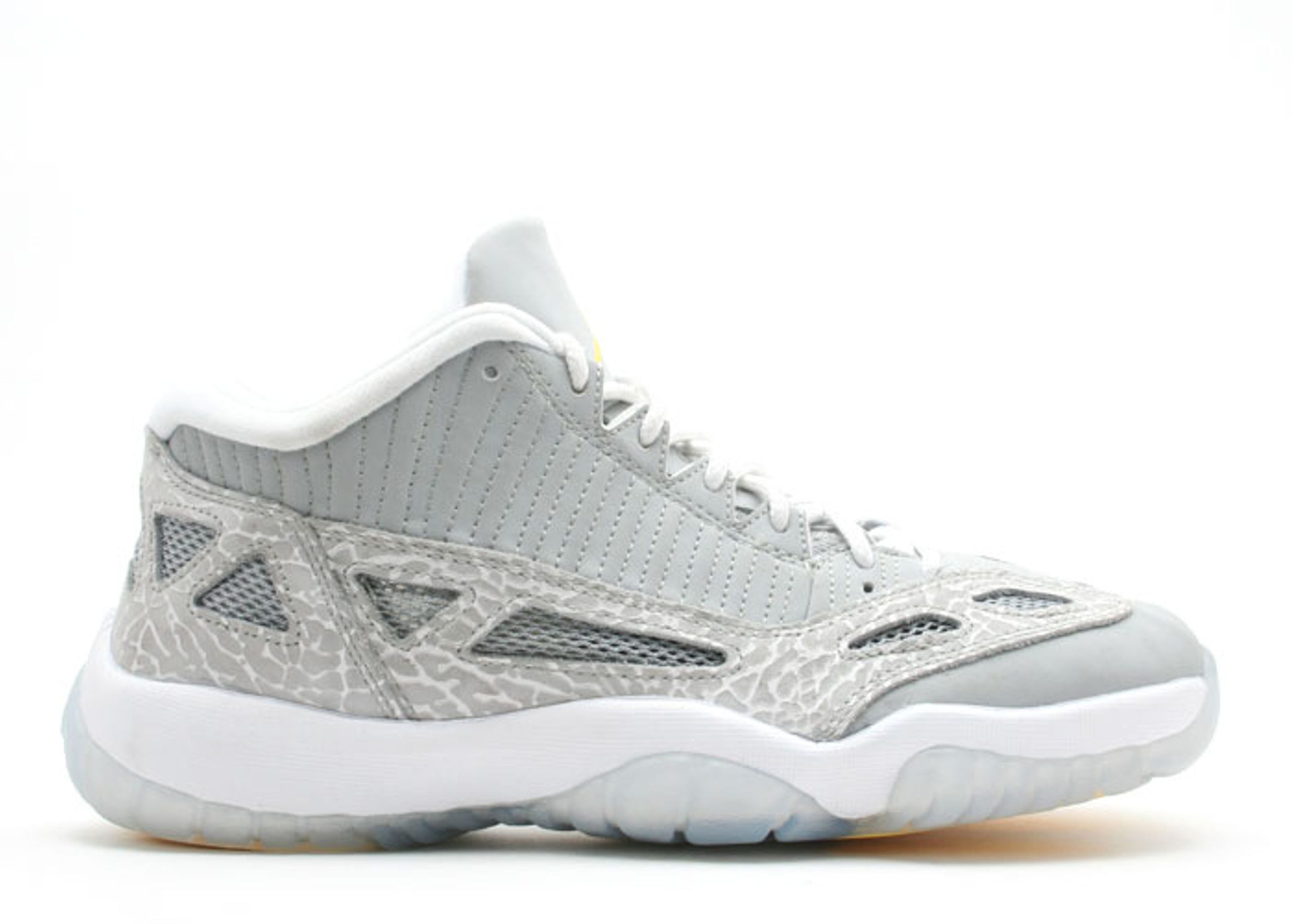 Jordan 11 Retro Low IE 'Silver'
