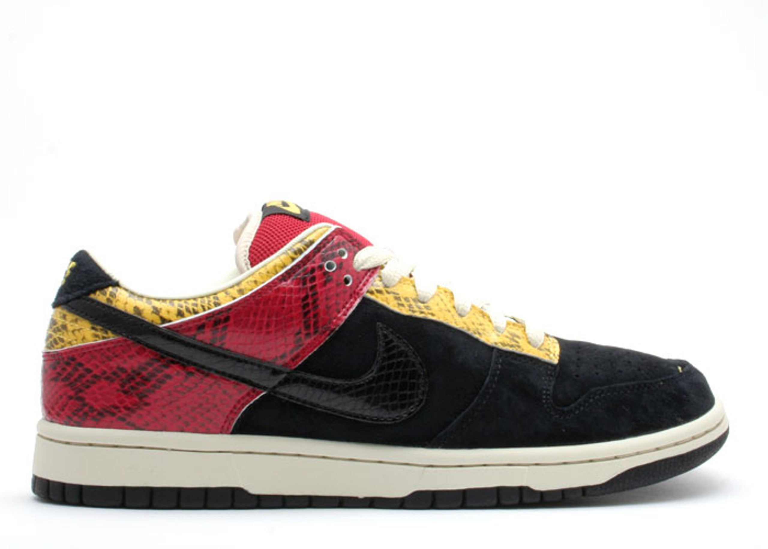 Dunk Low Premium SB 'Coral Snake'